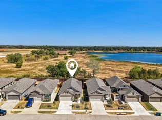 925 King St, Aubrey, TX 76227