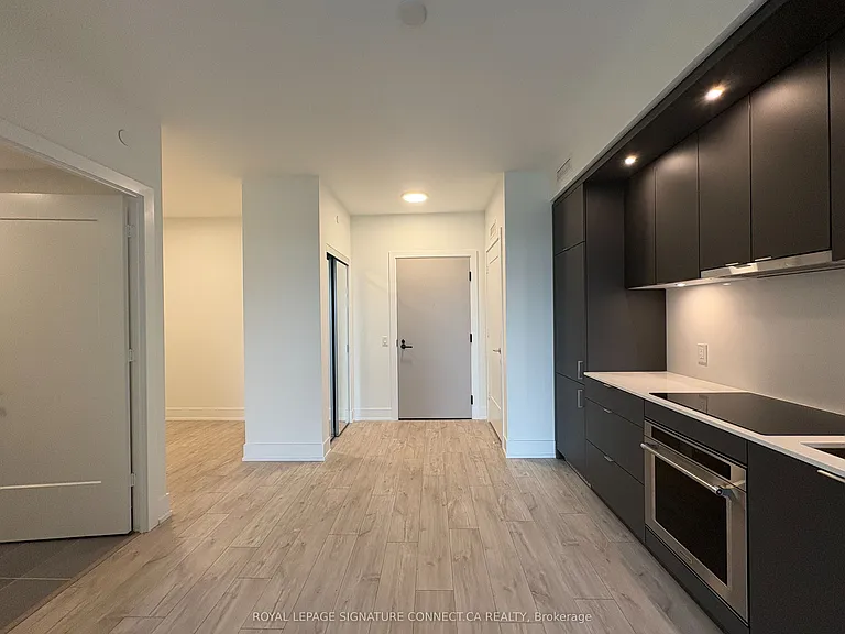 858 Dupont St #608 — Photo 6