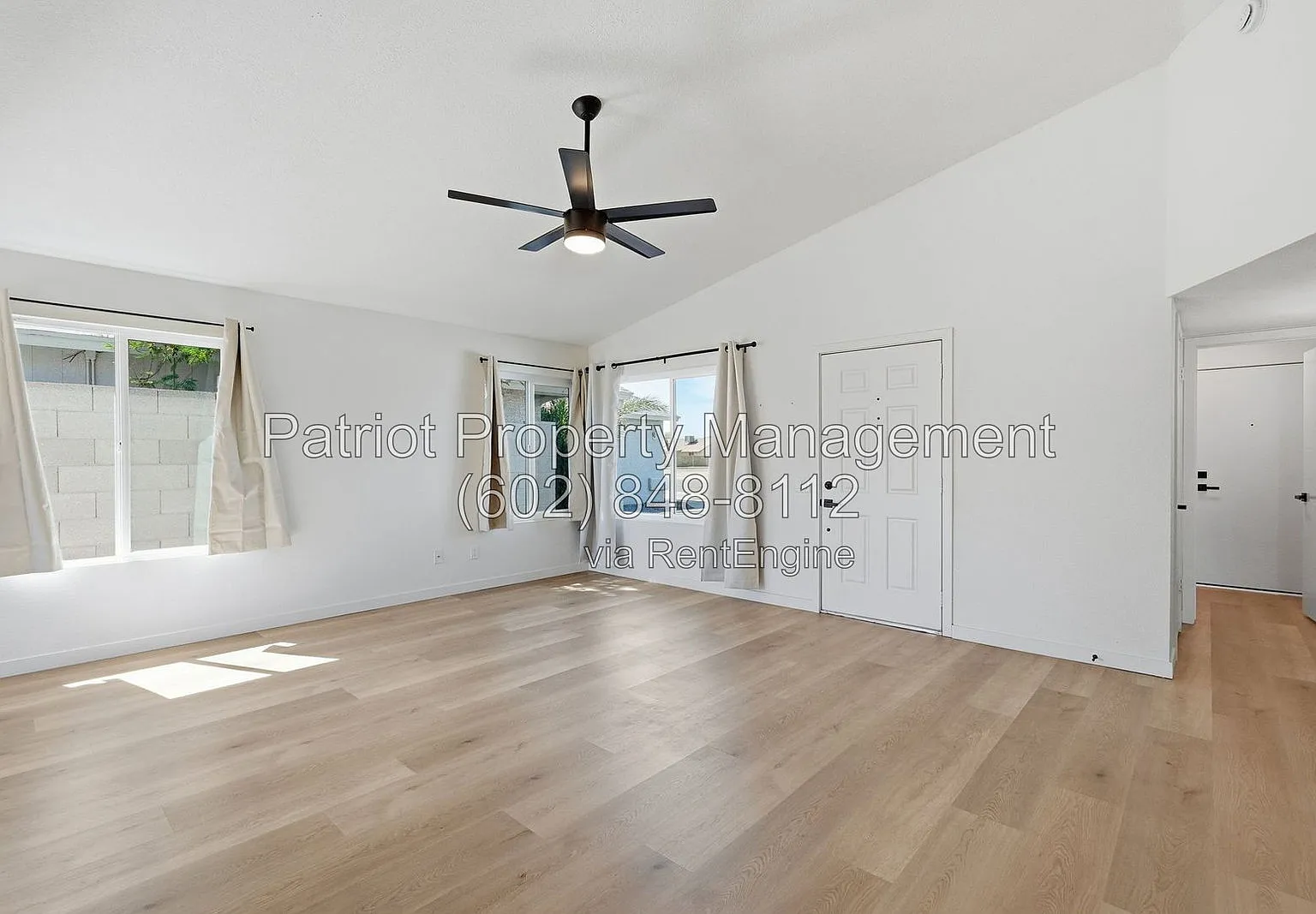 2 bed, 2.0 bath, 1078 sqft, $1,900 — Photo 3