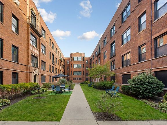 3rd image of 1548 W Juneway Ter #15525-3H