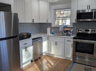 392 Clarice Blvd, Holbrook, NY 11741