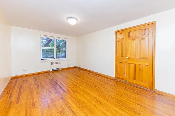 Sold by Giaps Realty Group LLC | media 14