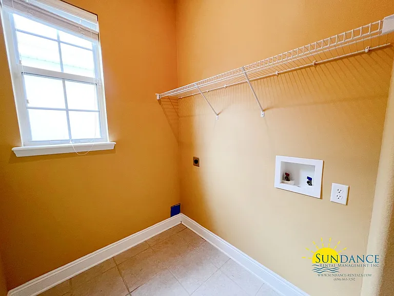1548 Venice Ave — Photo 20