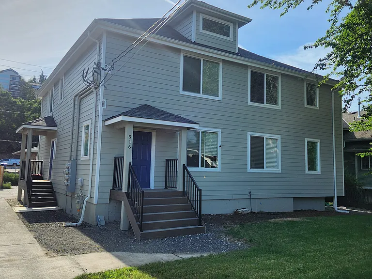 516 Wells Ave S #B — Photo 14