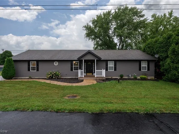 6093 Locust Ln SW, Sherrodsville, OH 44675