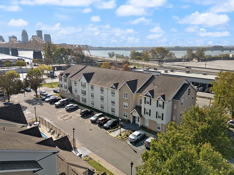 619 N Shore Dr #1 — Photo 19