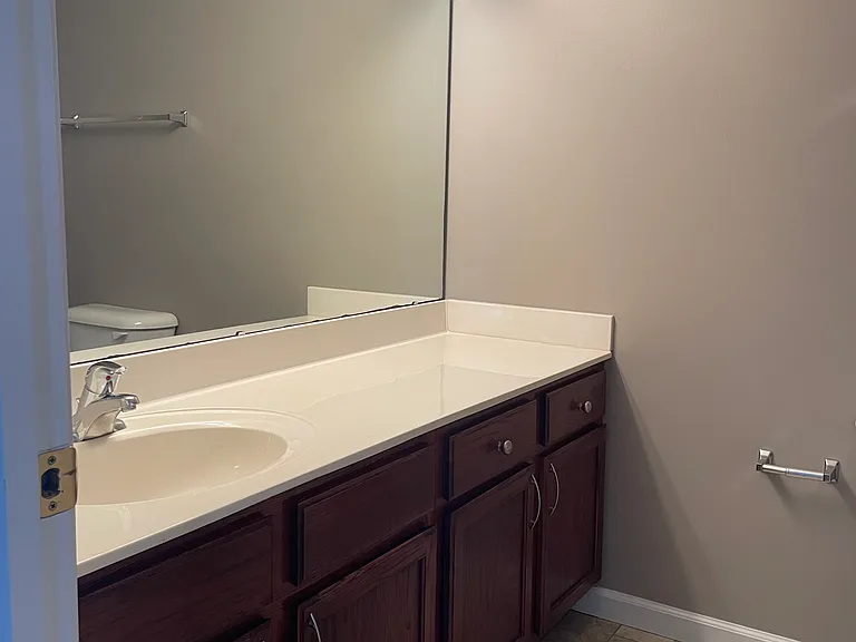 6303 Spring Creek Ln — Photo 13