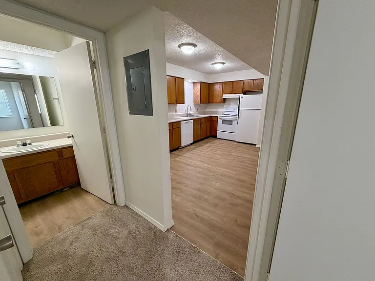 Marina Apartments — Photo 8