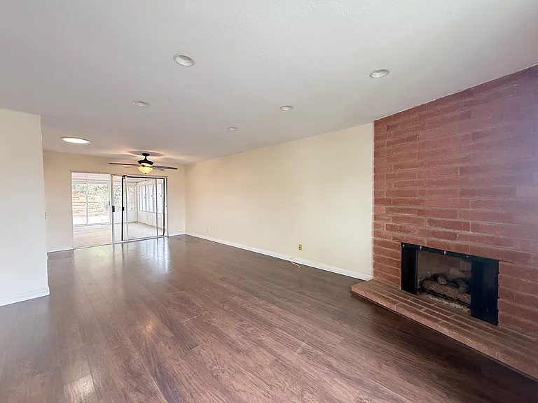 5775 Altamont Dr — Photo 3