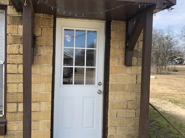 206 S King St APT B, Itasca, TX 76055