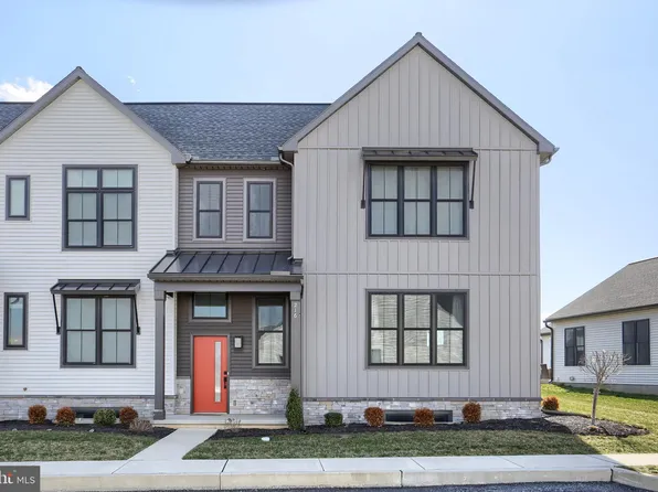 216 Stickley Dr, Mechanicsburg, PA 17055