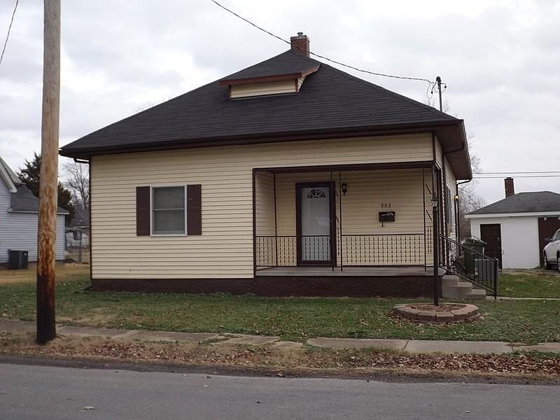1st image of 903 Newton Ave
