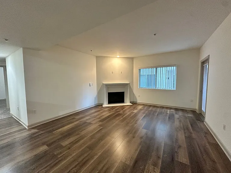 Vista Del Sol - Burbank — Photo 6