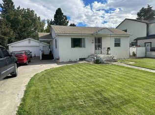 6629 W Arrowhead Ave, Kennewick, WA 99336