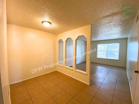 4th image of 219 Fry St #1