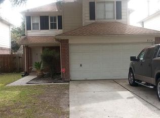 834 Oak West Dr, Houston, TX 77073