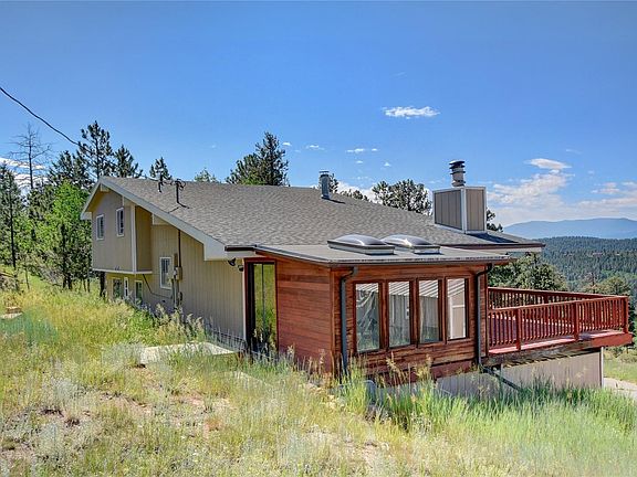3rd image of 203 Deer Trail Dr