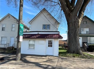 99 N Broadway, Geneva, OH 44041