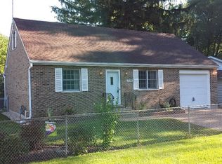 7426 N Oak St, Wonder Lake, IL