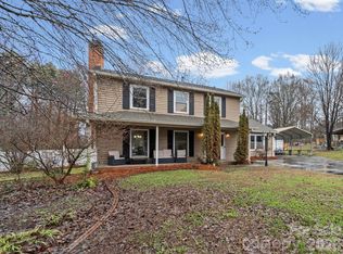 524 Nash Ct, Gastonia, NC 28054