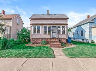 122 W 13th St, Mishawaka, IN 46544