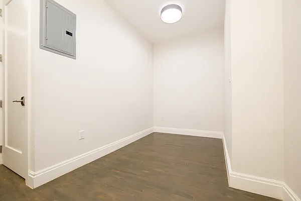 Rented by Living New York | media 17