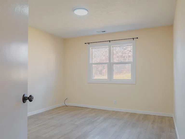 Bedroom #1