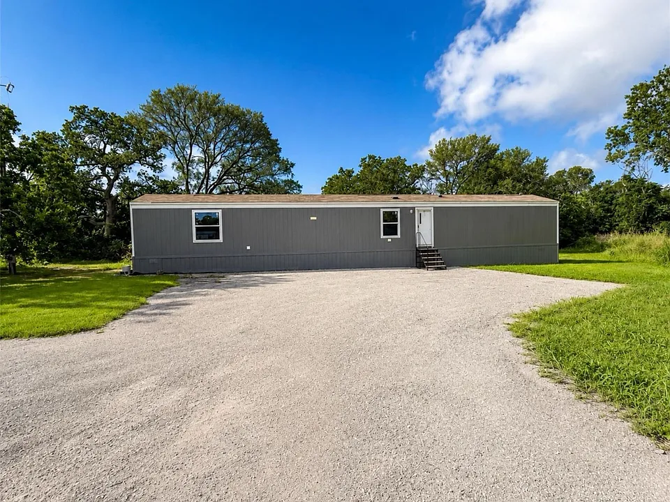 1360 Highway 71 W #A