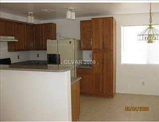 2nd image of 246 Shelhorn St