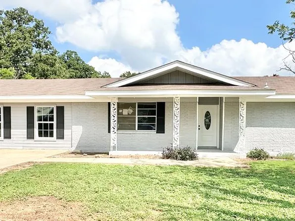1903 Avenue E, Brownwood, TX 76801