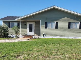 148 Grandfather Rd, Cedar Creek, TX 78612