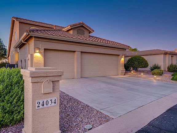 2nd image of 24034 S Lakeway Cir NW