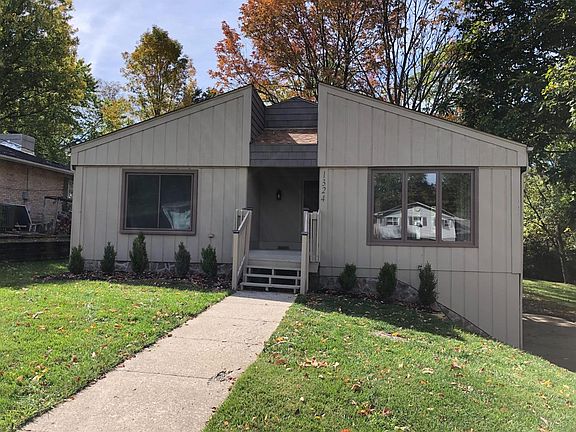 2nd image of 1324 Tanforan Dr