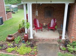 9 Enka Orchard St, Candler, NC 28715