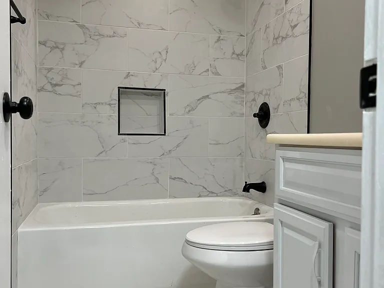 1515 Oak St #11 — Photo 12
