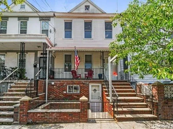 68-52 76th Street, Middle Village, NY 11379