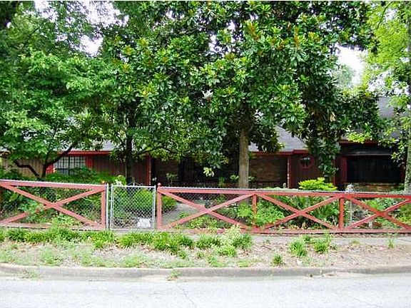 2nd image of 6161 Hampton Oaks Dr