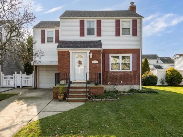 165 Norfeld Boulevard, Elmont, NY 11003