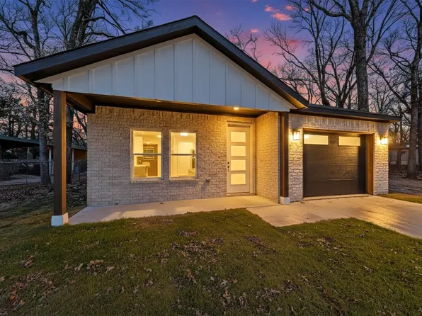 126 Blue Jay Ln, Mabank, TX 75156