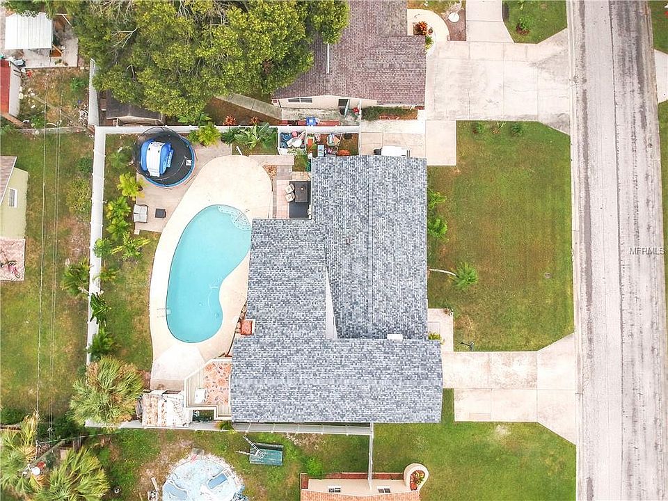 2nd image of 6731 33rd Ave N