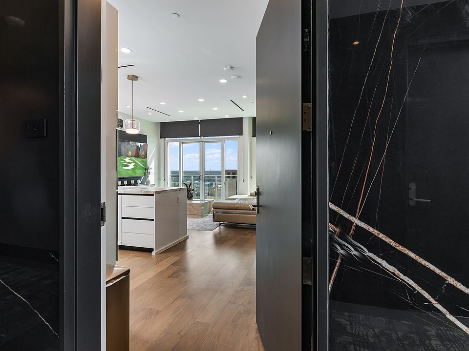 1st image of 123 Lexington Ave #1505