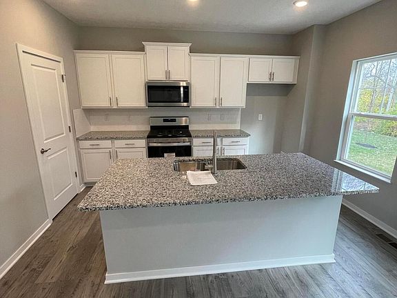 2nd image of 5804 Wynnewood Dr