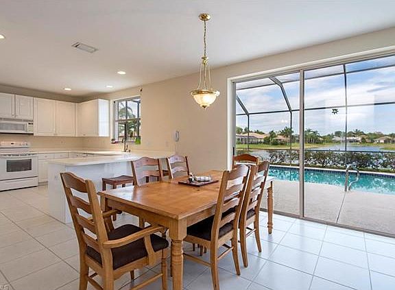 5th image of 11109 Lakeland Cir