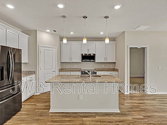 3rd image of 14657 Spring Light Cir