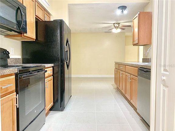 5th image of 279 Greenbrier Ave NW