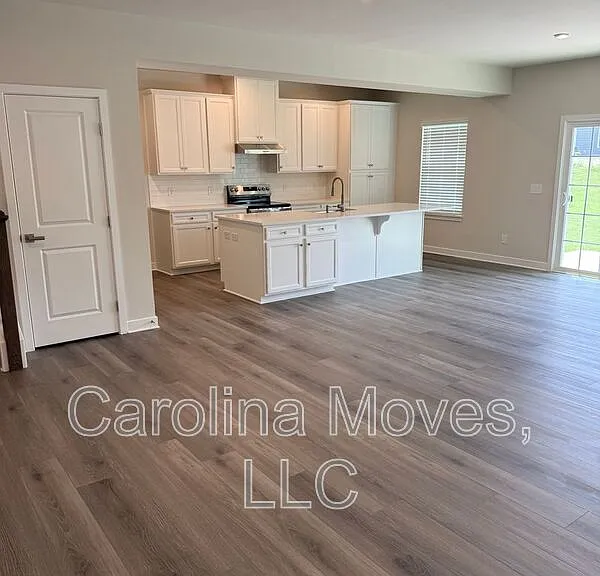 7071 Glass Ct — Photo 4