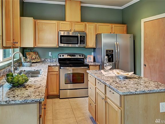 5th image of 3285 NE Charise Ct