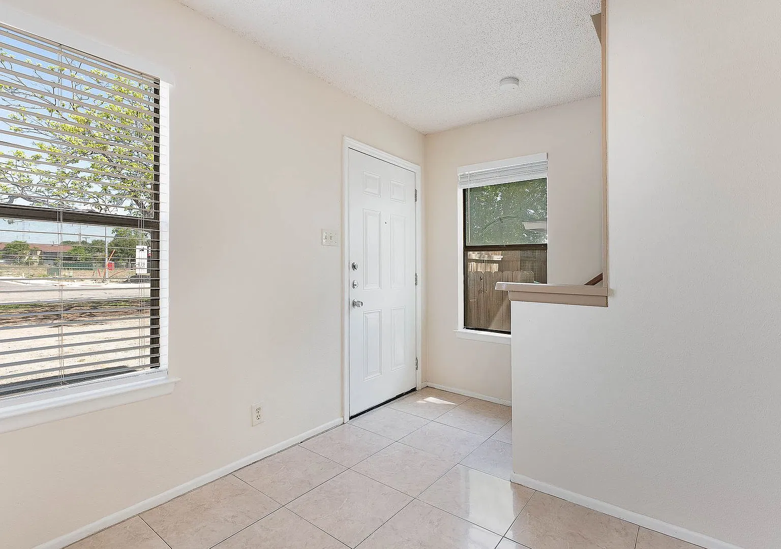 W Byrd Blvd 326 — Photo 2
