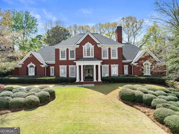 2520 Heritage Ct, Buford, GA 30518