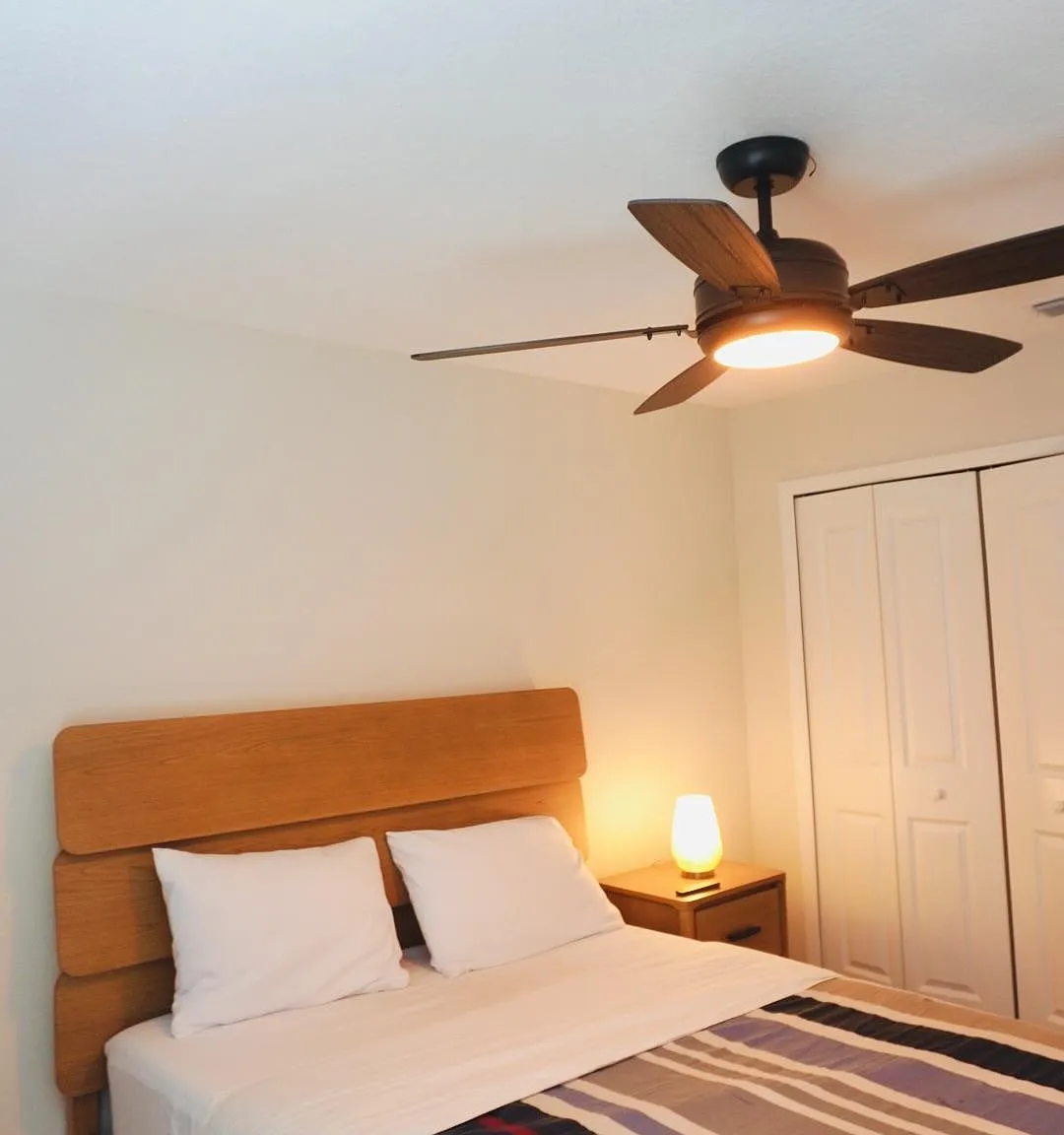 2 bed, 1.5 bath, 1756 sqft, $979 — Photo 3